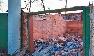 Демонтаж гаражей в Евпатории, цена от 1776 руб. – услуги под ключ от ГОСТСТРОЙ