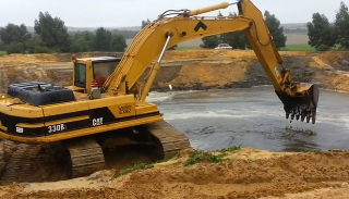 Рытье водоемов в Евпатории - цена от 940 руб. | ГОСТСТРОЙ